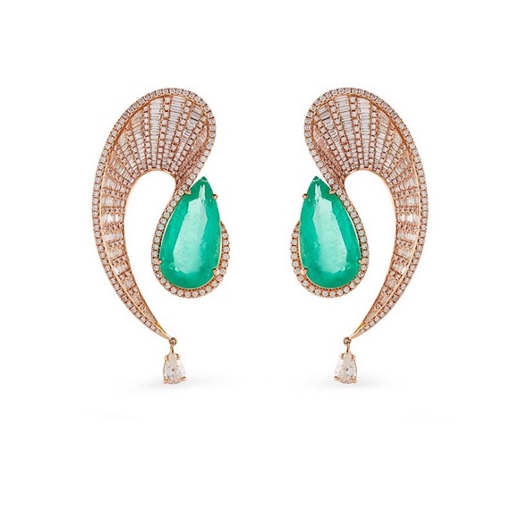 18k Emerald Talay Earrings - Picture 5 of 9